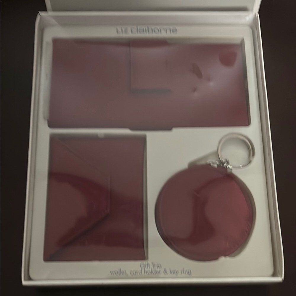 Liz Claiborne Wallet and Key Ring Set